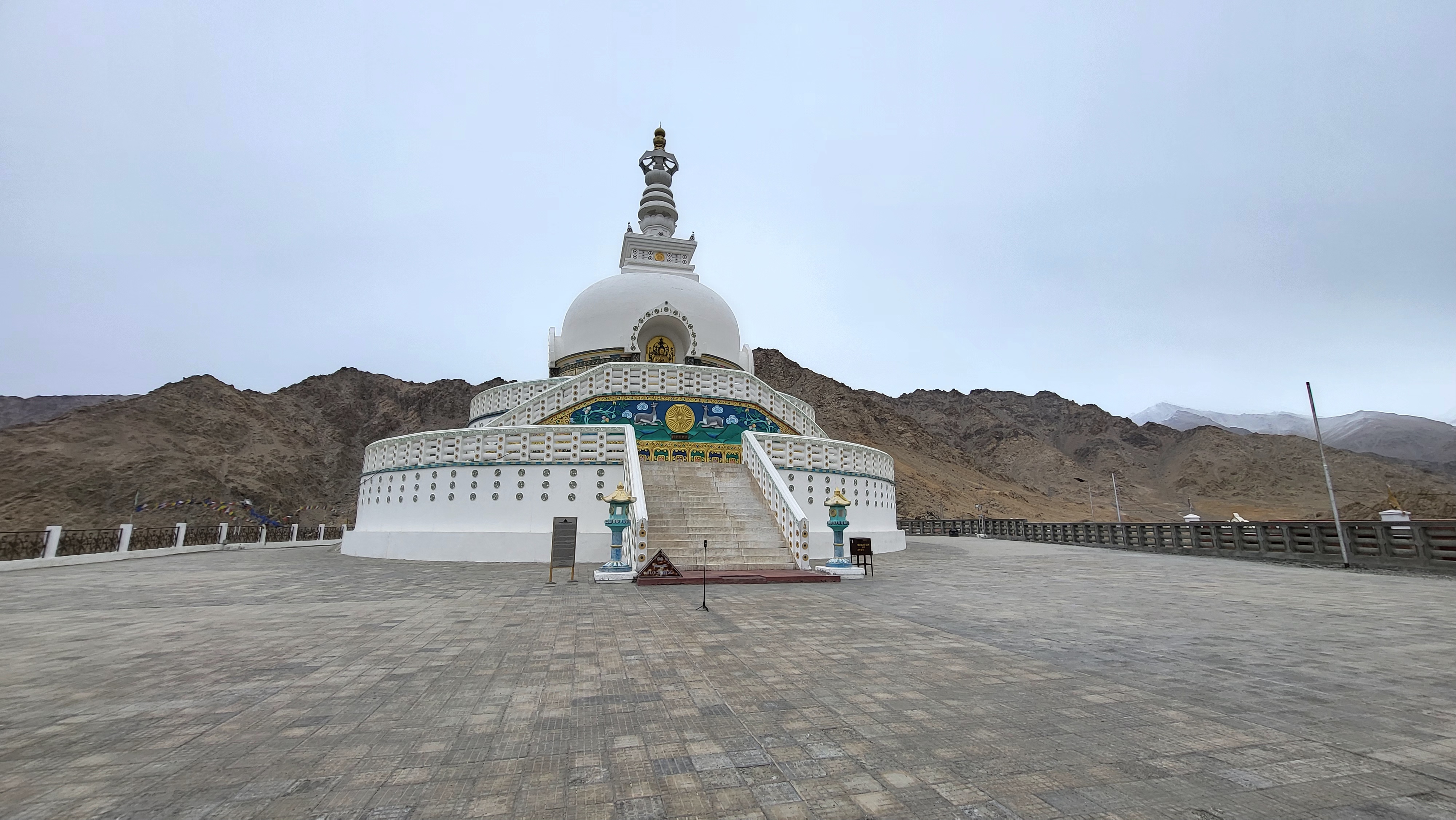 Shanti Stupa